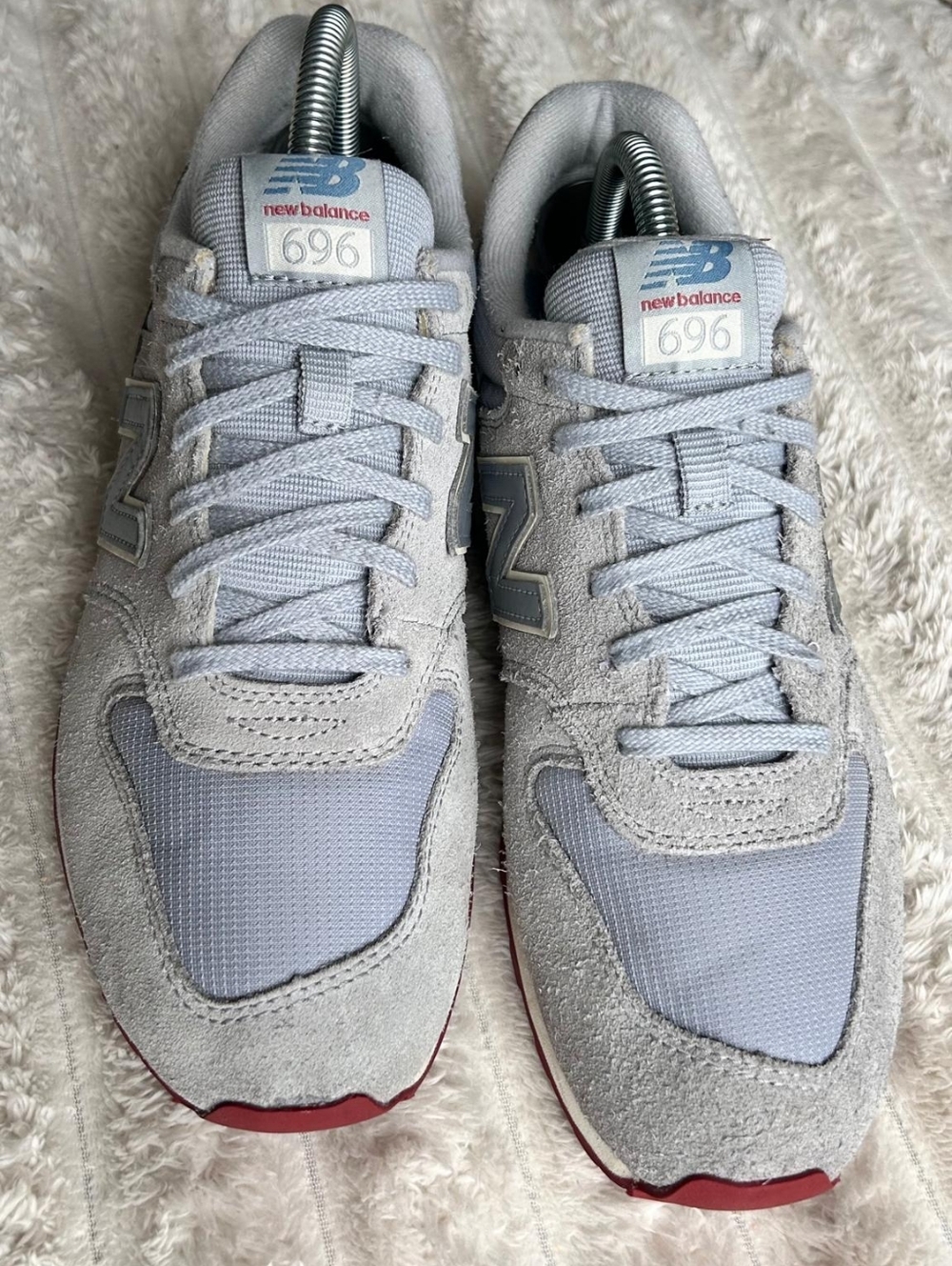 New Balance 696 Size 9.5